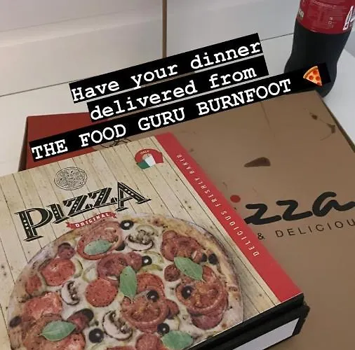 Paddock Pod - Sleeps 4 & Roofed Over Private Hot Tub & New Sauna Hotel cápsula *